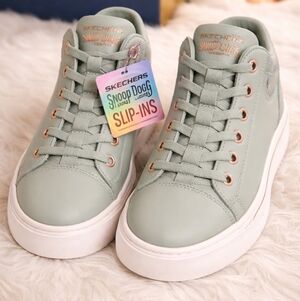 NWT! Skechers x Snoop Dogg Slip-Ins Sage Green Platform Sneakers ✨ Rose Gold •